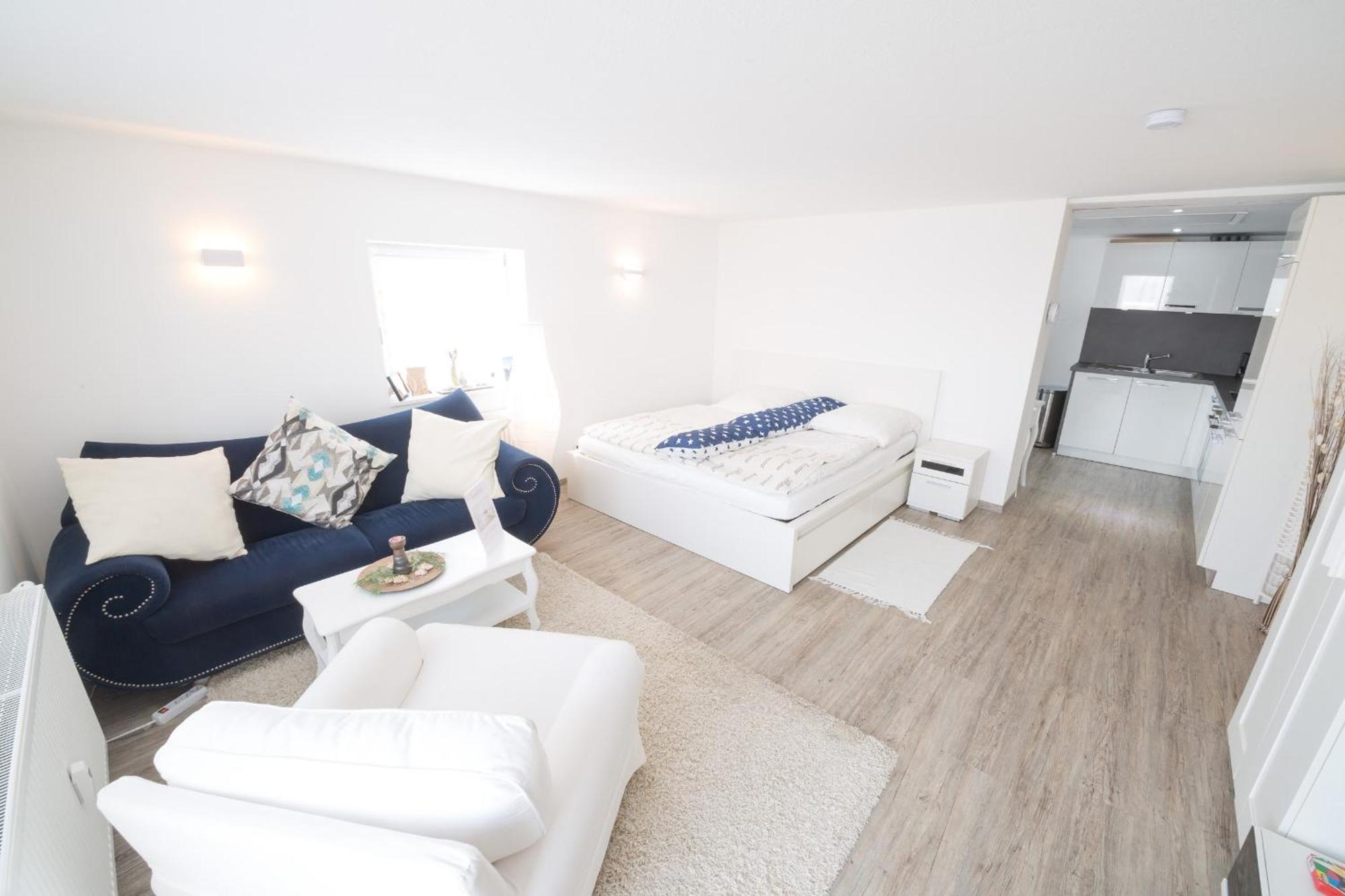 Perfect Near Opera Apartment