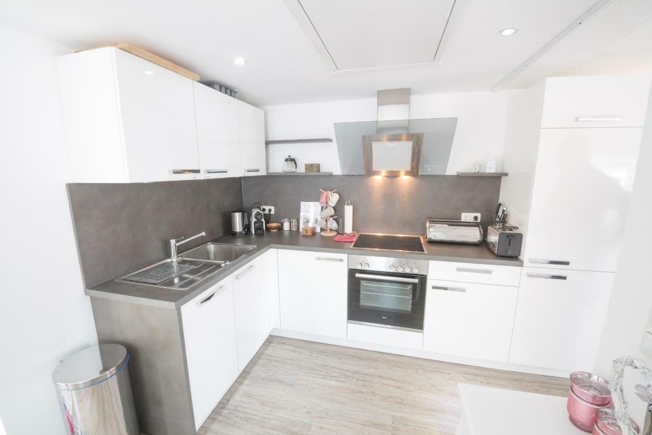 Perfect Near Opera Apartment *